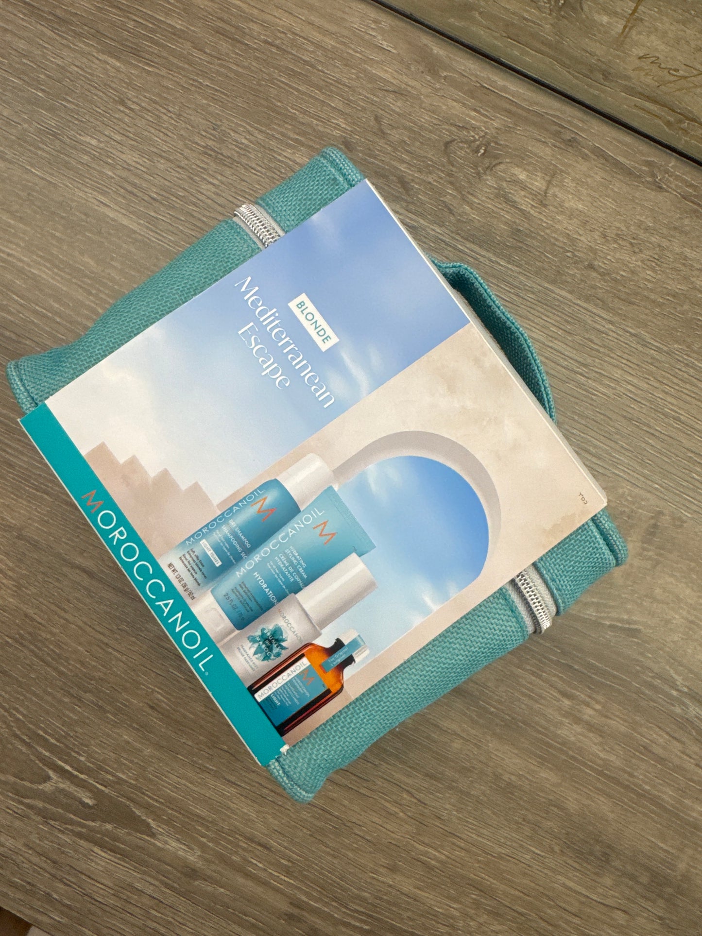 Mediterranean escape light